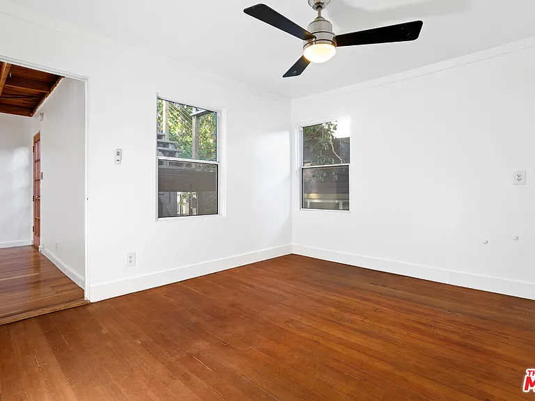 24 Westminster Ave #4 — Photo 16