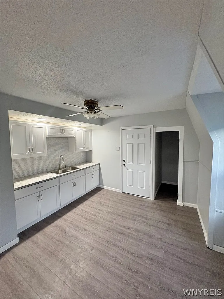 2 bed, 1.0 bath, 1242 sqft, $1,250 — Photo 4