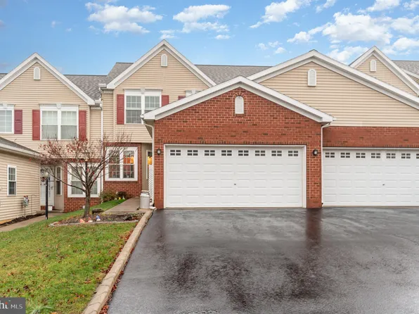 63 Pin Oak St, Palmyra, PA 17078