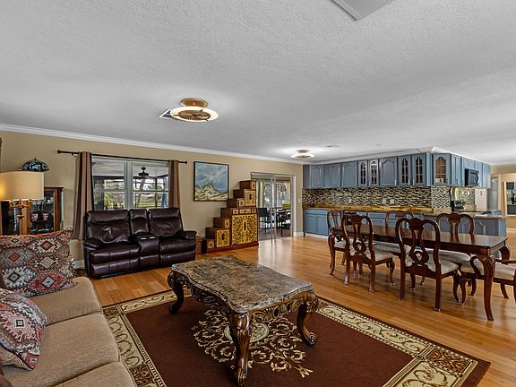 5th image of 2622 Hibiscus Ct