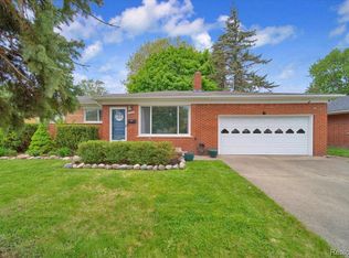 27335 Sylvan Ave, Warren, MI 48093