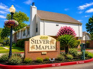 Silver Maples Apartments, Pearland, TX 77581