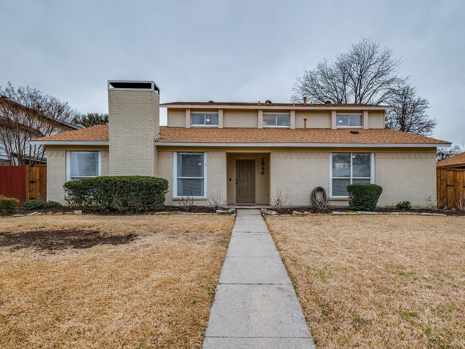 5 bed, 2255 sqft, $3,000 — Photo 4