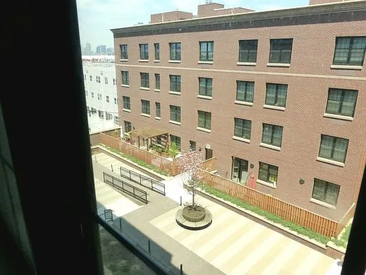 Rented by C&C Apartment Management LLC | media 4