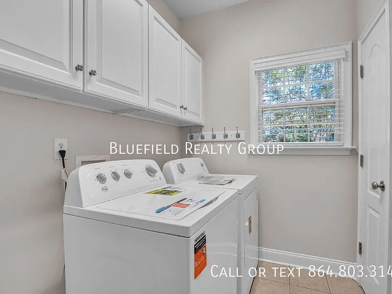 343 Rhapsody Ln — Photo 25