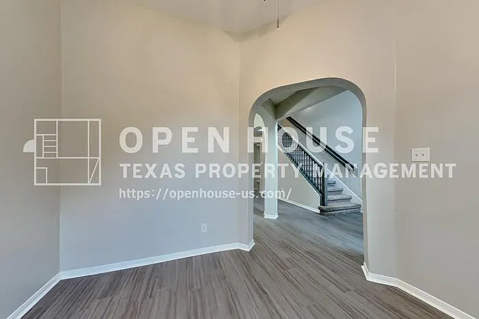 1622 Sandy Park Dr — Photo 4