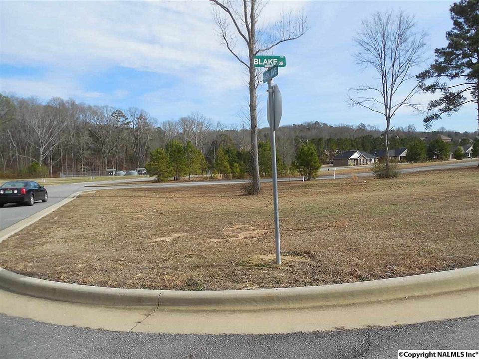 1st image of 2714 Blake Dr NW