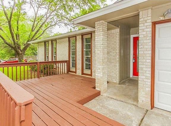 4th image of 1001 Warrington Dr