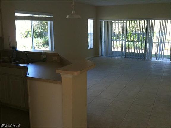 3rd image of 8113 Pacific Beach Dr
