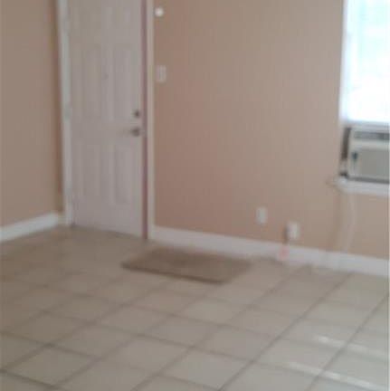 3rd image of 1126 Mendoza St