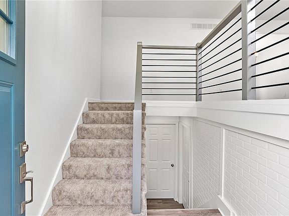 5th image of 11613 Circle Dr