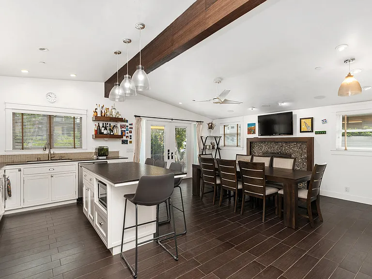 142 W Avenida Cadiz — Photo 8
