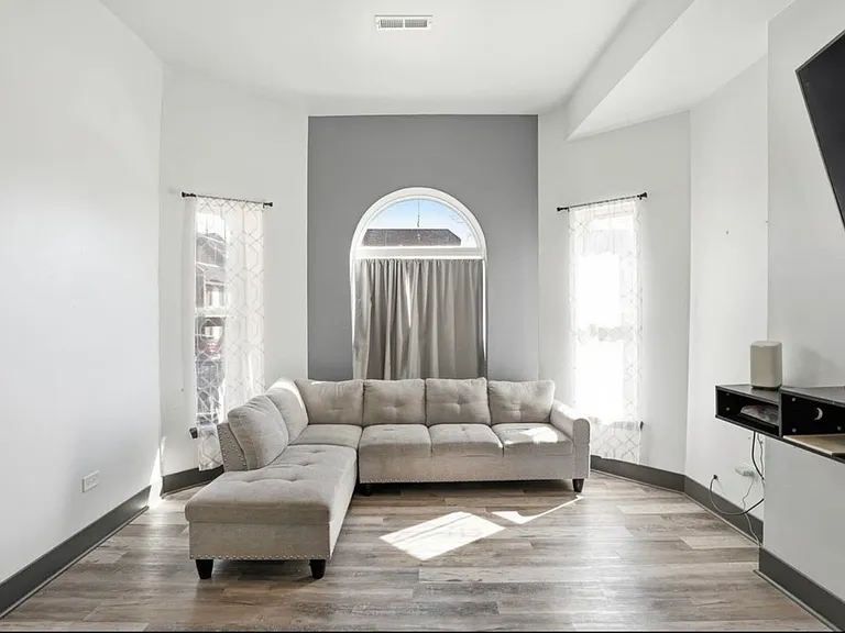 3248 W Maypole Ave #1A — Photo 5