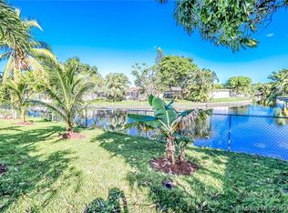 7435 Arthur St, Hollywood, FL 33024