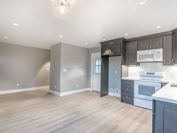 3rd image of 26536 Capay Street