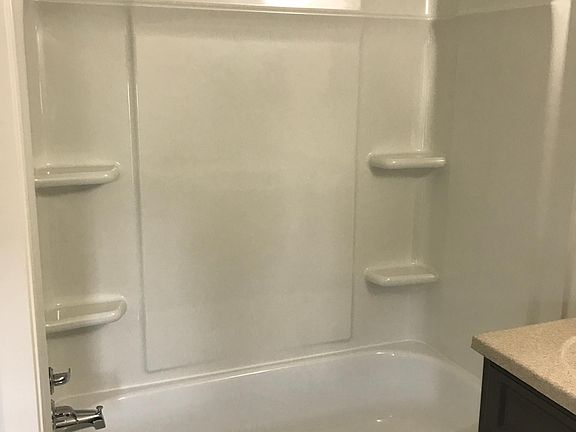 Full Tub