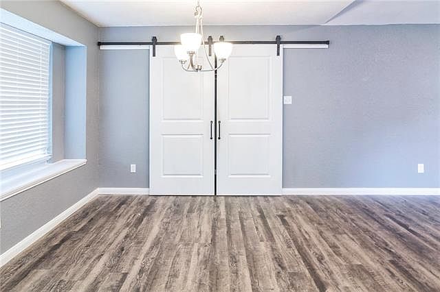 1st image of 2670 Carrington Ln