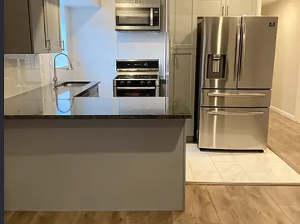 15 Peat St #1, Newark, NJ 07103