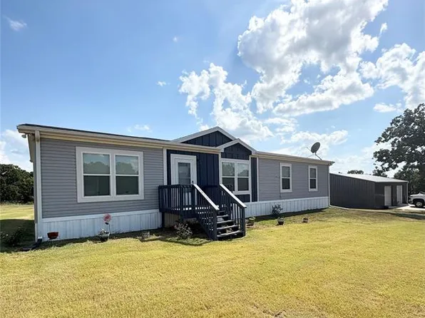 35721 Honeysuckle Ln, Tecumseh, OK 74873