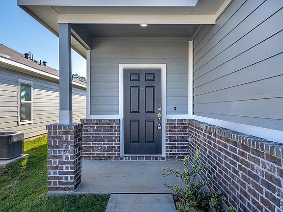 4th image of 25719 Northpark Palm Dr