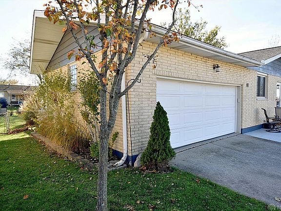 3rd image of 1616 Sue Ave