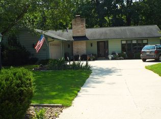 11619 Pleasant Ridge Pl, Strongsville, OH 44136