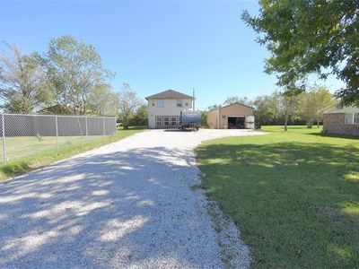 3215 E Meadow Ln, Dickinson, TX, 77539