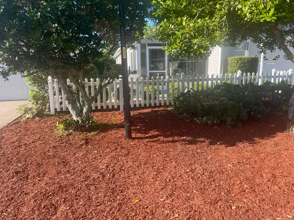 2730 Moncayo Ave, The Villages, FL 32162
