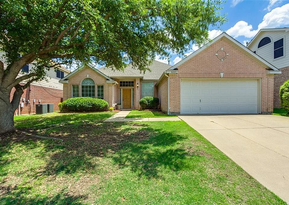 1st image of 8221 Shoshoni Dr