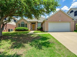 8221 Shoshoni Dr, Arlington, TX 76002
