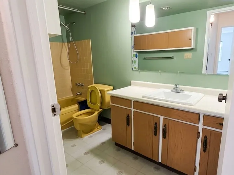 6560 Buswell St #206 — Photo 4