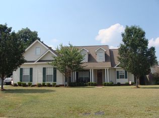 704 Baywood Rd, Dothan, AL 36305