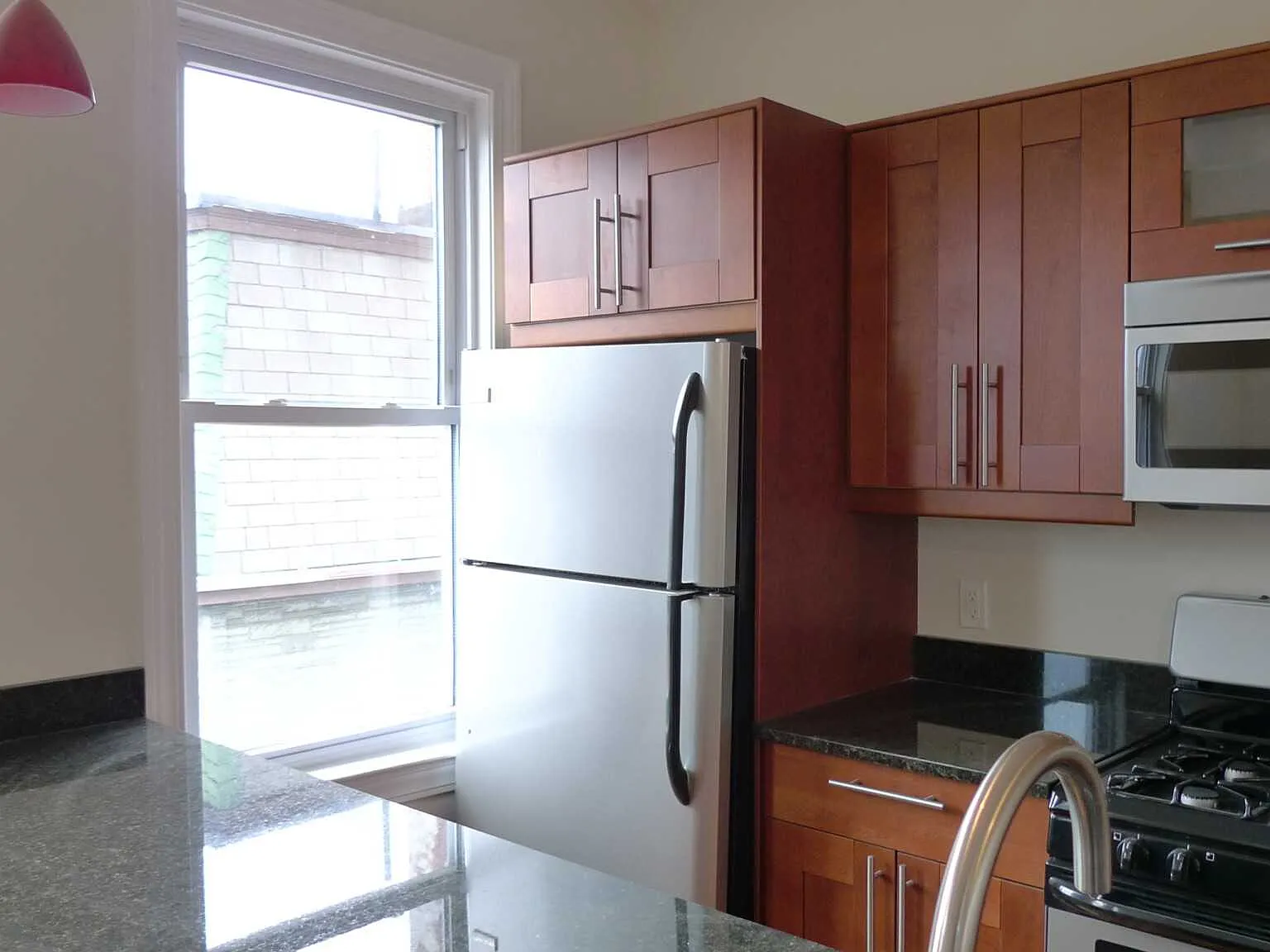 3 bed, $4,500 — Photo 3