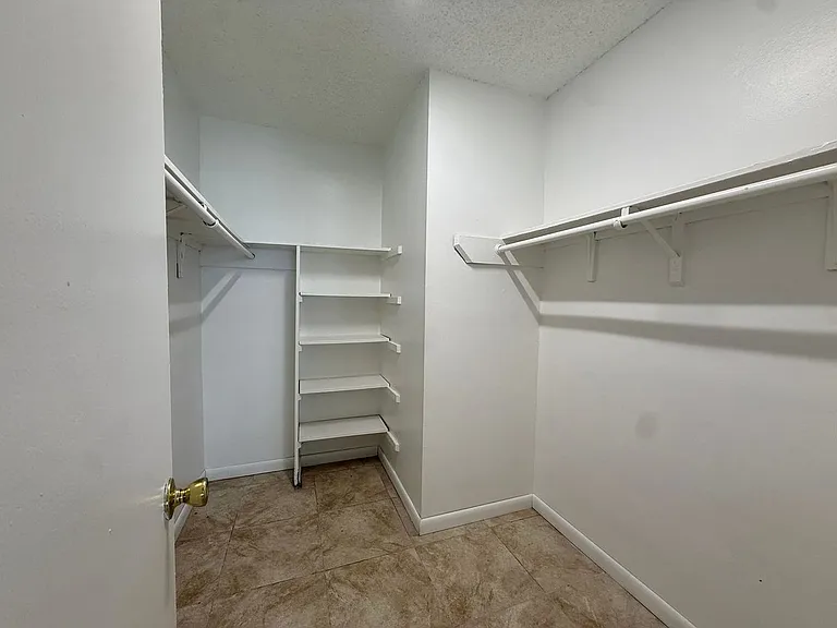 4115 S Semoran Blvd #11 — Photo 7