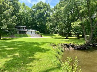 22914 Indian Lane, Hermitage, MO 65668