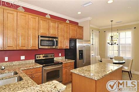 4th image of 9076 Chula Vista St Unit 10203