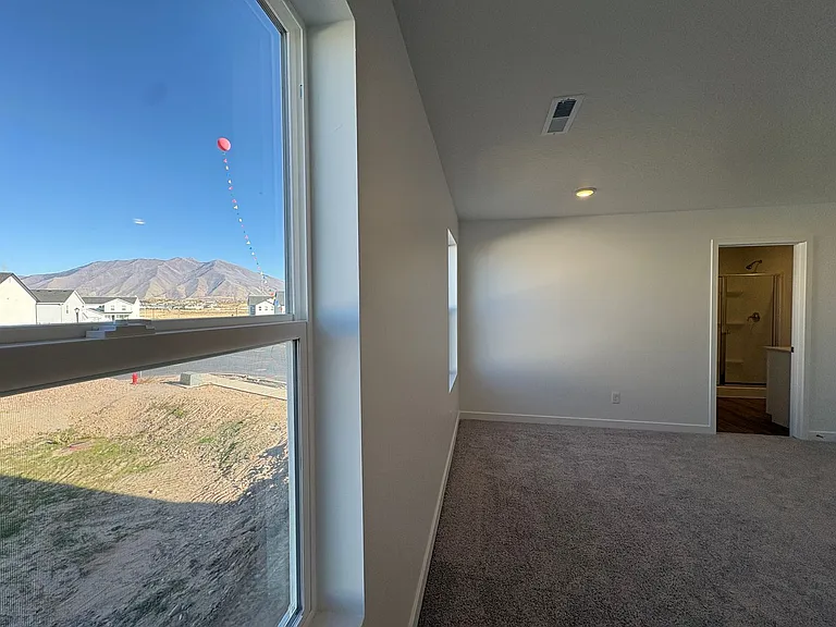 1592 N Summer Springs Cv — Photo 16