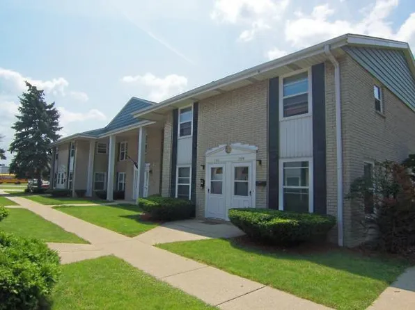 1329-47 W. Granada, 1329-47 W Granada Ave, Milwaukee, WI 53221