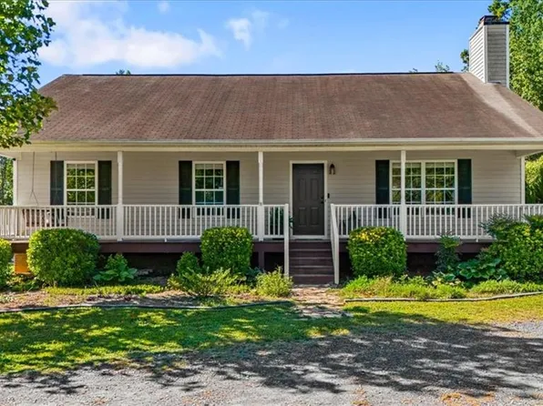 1504 Franklin Hills Ct, Randleman, NC 27317