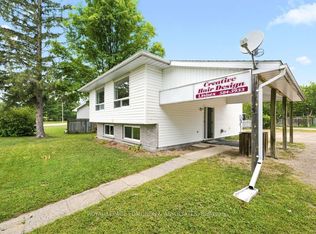 57 Ridge Rd, Deep River, ON K0J1P0