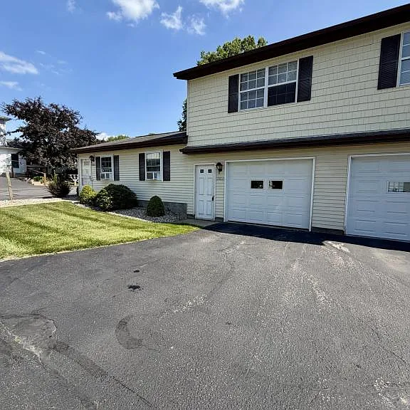 1152 S Lincoln Ave #A — Photo 1