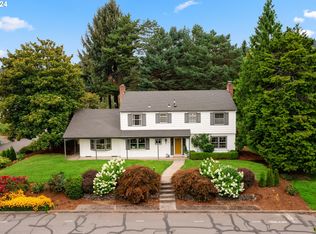 5049 SW Bancroft St, Portland, OR 97221