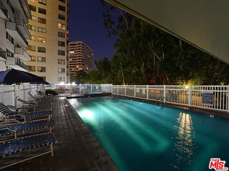 10535 Wilshire Blvd #1210 — Photo 47