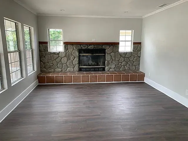 9122 Ralph St — Photo 4