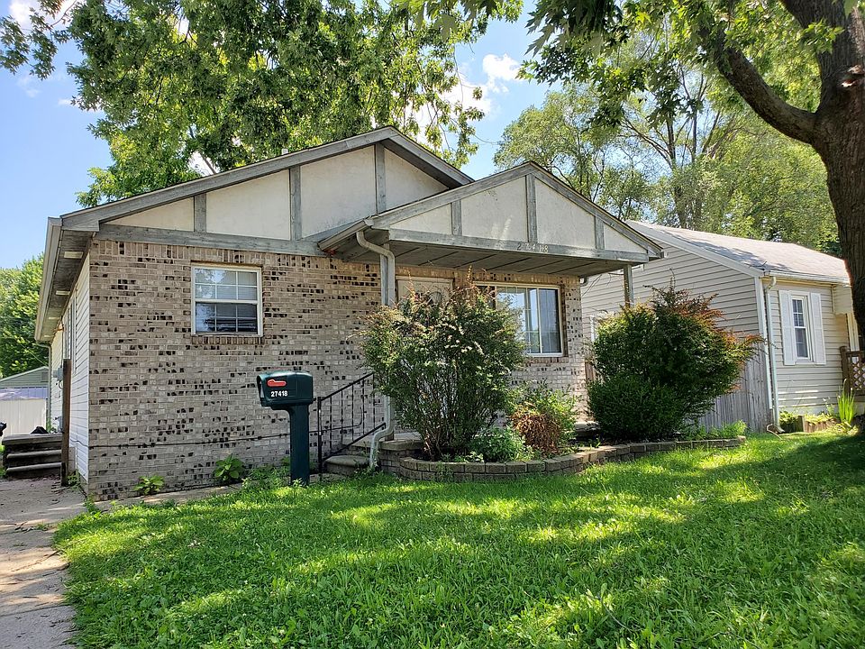 1st image of 27418 Groveland St