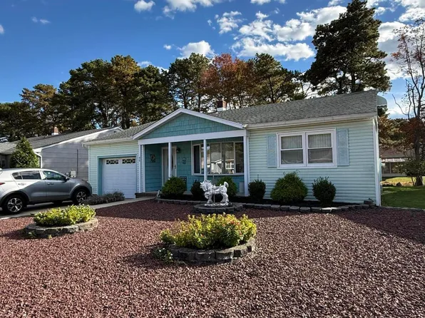 46 Auburn Road, Toms River, NJ 08757