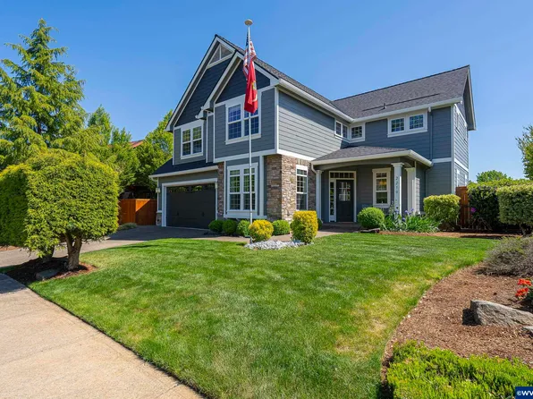 2250 Chapman Hill Dr NW, Salem, OR 97304