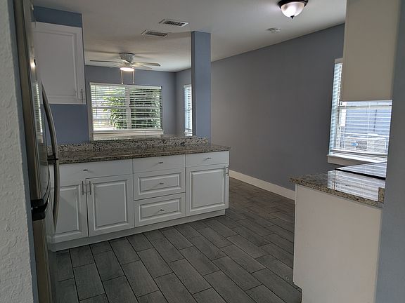 4th image of 1667 22nd St
