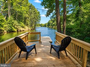 431 Seagull Ln, Lusby, MD 20657