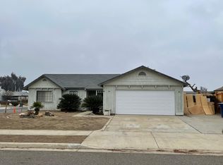 1352 Westminster Ave, Tulare, CA 93274